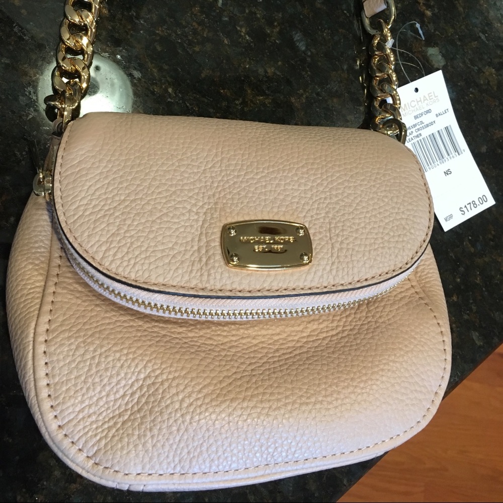 Michael Kors Bedford DO NOT BUY ITS FOR A TRADE